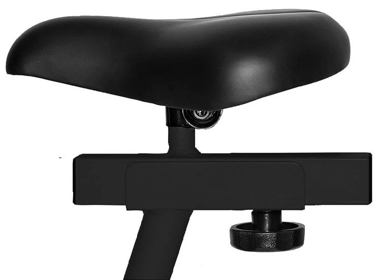 Rower-magnetyczny-CHRISTOPEIT-SPORT-AL-1-Czarny-kadr-7.jpg